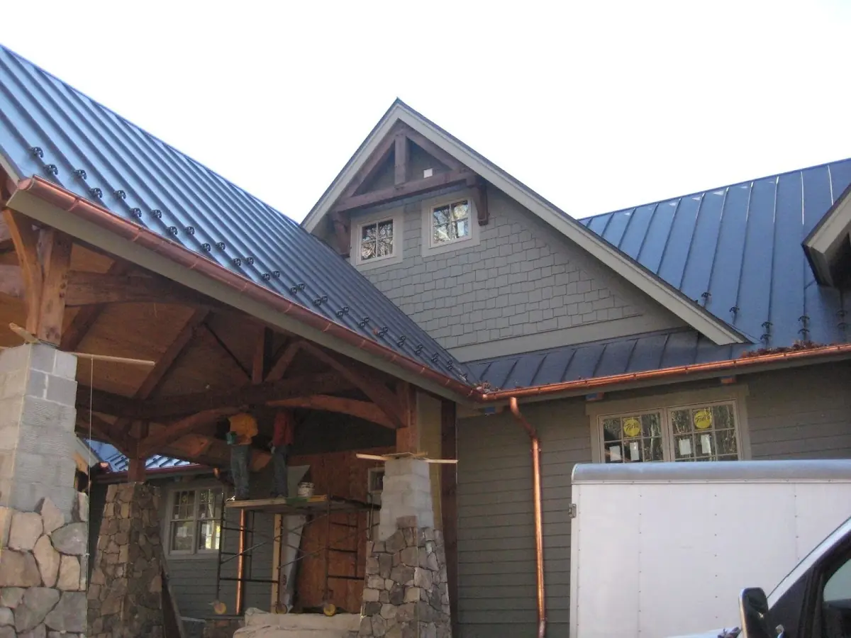 Craftsman Roofing team delivering quality roofing work in Stark